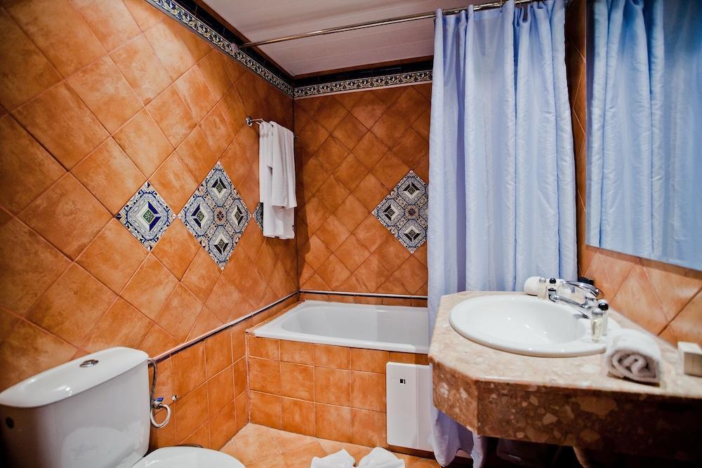 Andalucia Beach Hotel Elenite Eksteriør billede