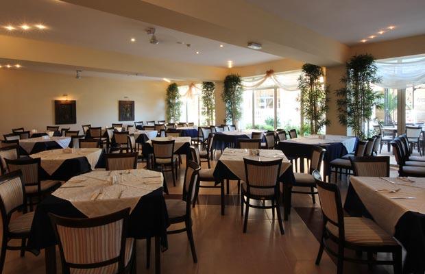 Andalucia Beach Hotel Elenite Eksteriør billede