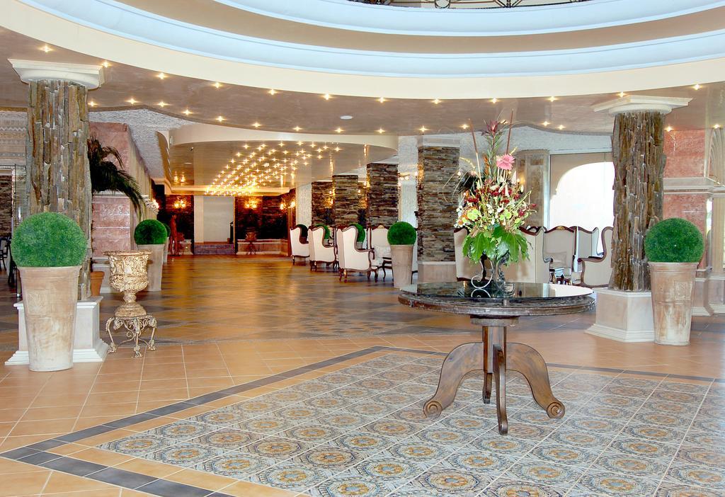 Andalucia Beach Hotel Elenite Eksteriør billede