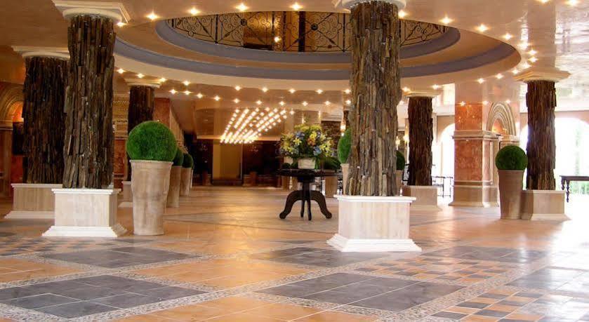 Andalucia Beach Hotel Elenite Eksteriør billede
